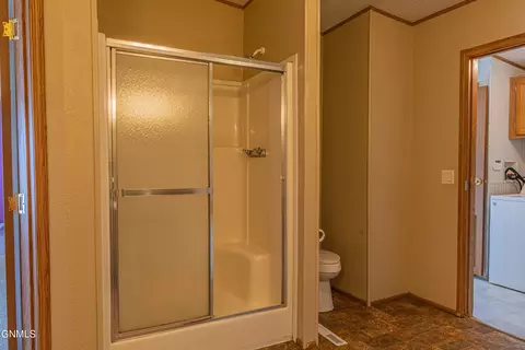 8475 Windmill Rd, Bismarck, ND 58504 photo 24