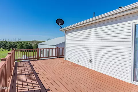 8475 Windmill Rd, Bismarck, ND 58504 photo 45
