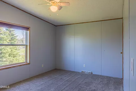 8475 Windmill Rd, Bismarck, ND 58504 photo 33