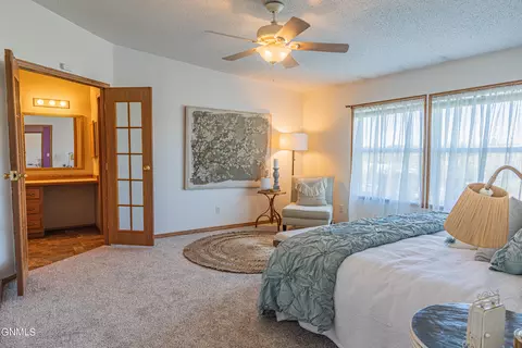 8475 Windmill Rd, Bismarck, ND 58504 photo 19
