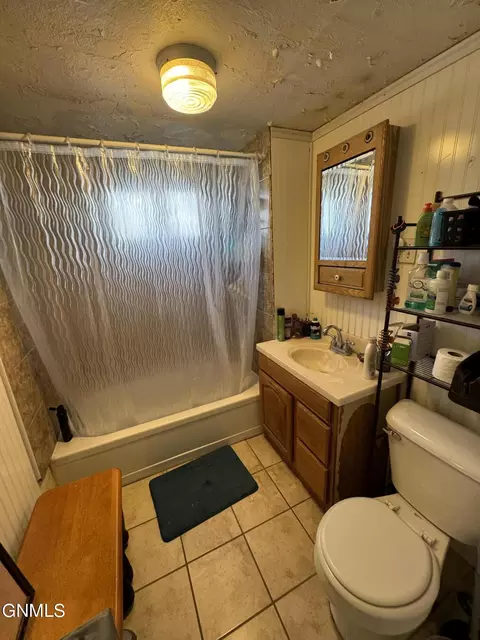 Bath - 412 Eureka St, Wolf Point, MT 59201 photo 1 of 1