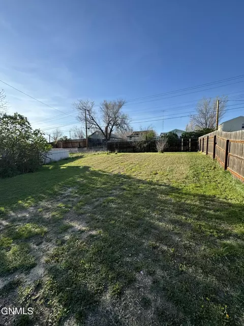 Exterior - 412 Eureka St, Wolf Point, MT 59201 photo 4 of 4