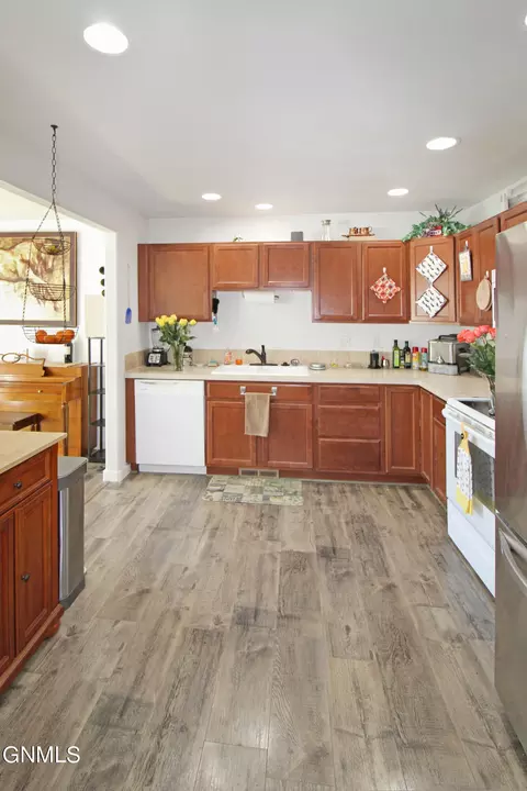 Kitchen - 2713 23rd St W, Williston, ND 58801 photo 2 of 2