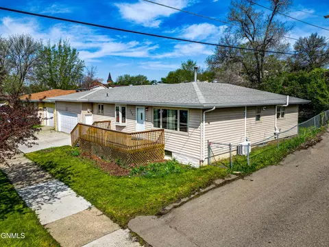 302 2nd St NE, Mandan, ND 58554 photo 51
