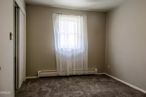 302 2nd St NE, Mandan, ND 58554 photo 25