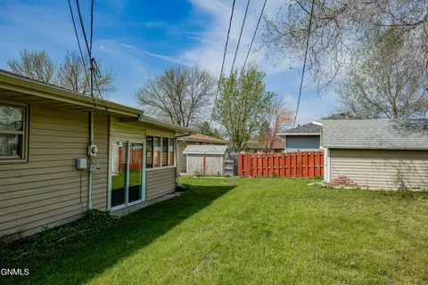 302 2nd St NE, Mandan, ND 58554 photo 50