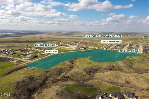 4216 Ruminant Cir, Bismarck, ND 58503