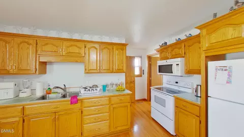 Kitchen - 224 Cedar Ave, Linton, ND 58552 photo 1 of 1