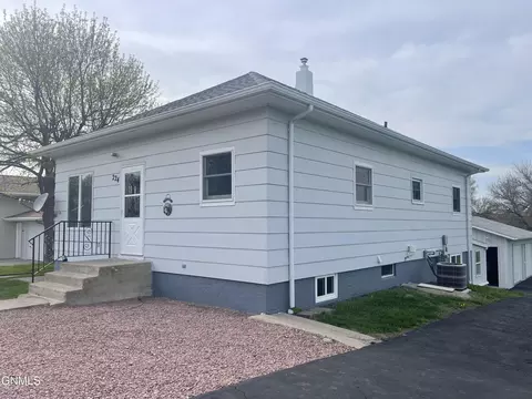 Other - 224 Cedar Ave, Linton, ND 58552 photo 18 of 25