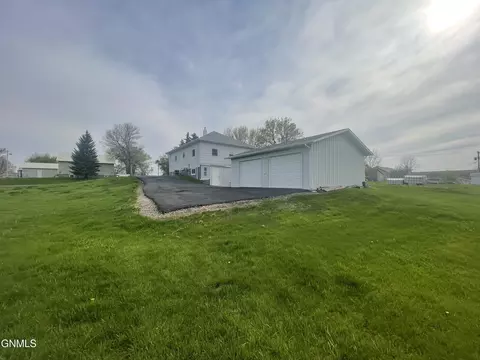 Other - 224 Cedar Ave, Linton, ND 58552 photo 2 of 25