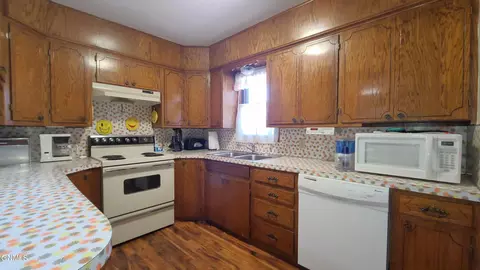 502 2nd St SW, Steele, ND 58482 photo 10