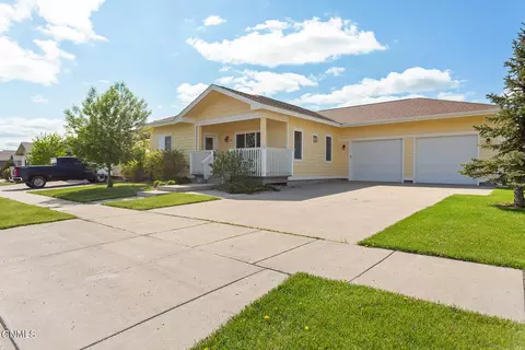 2801 25th St W, Williston, ND 58801 photo 2