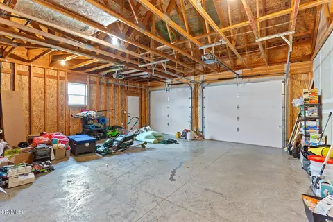 2801 25th St W, Williston, ND 58801 photo 26