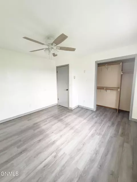 104 Coyote Rd, Mandan, ND 58554 photo 10