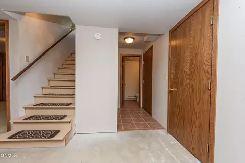 142 Haugen Dr NW, Killdeer, ND 58640 photo 35