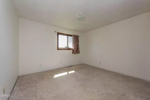142 Haugen Dr NW, Killdeer, ND 58640 photo 25