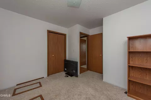 142 Haugen Dr NW, Killdeer, ND 58640 photo 28