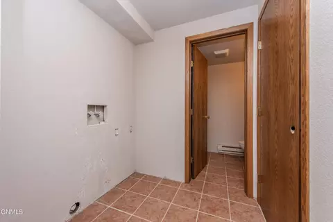 142 Haugen Dr NW, Killdeer, ND 58640 photo 36