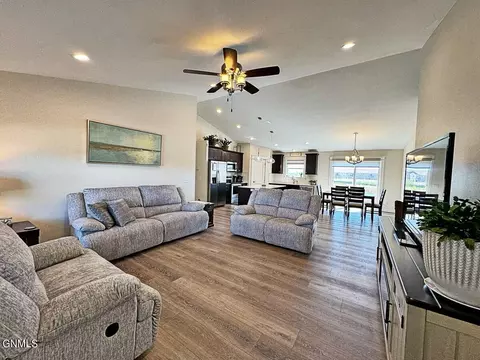 Living - 3100 28th Ave W, Williston, ND 58801 photo 1 of 3