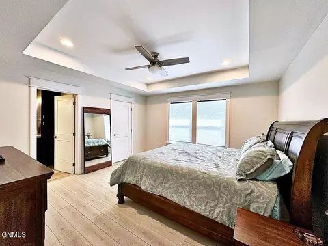 Bedroom - 3100 28th Ave W, Williston, ND 58801 photo 2 of 5