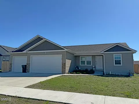 Exterior - 3100 28th Ave W, Williston, ND 58801 photo 2 of 4