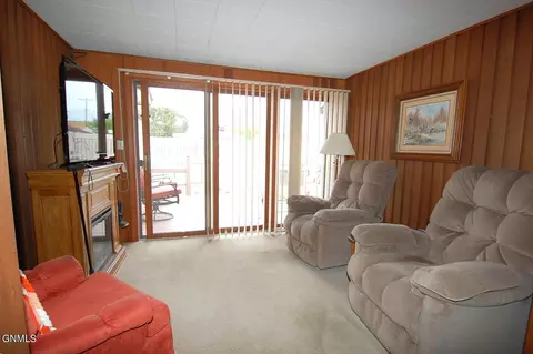Living - 221 5th Ave SE, Sidney, MT 59270 photo 1 of 1