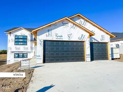 4414 Silver Blvd, Bismarck, ND 58503