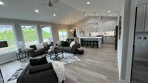5342 Titanium Dr, Bismarck, ND 58503 photo 5