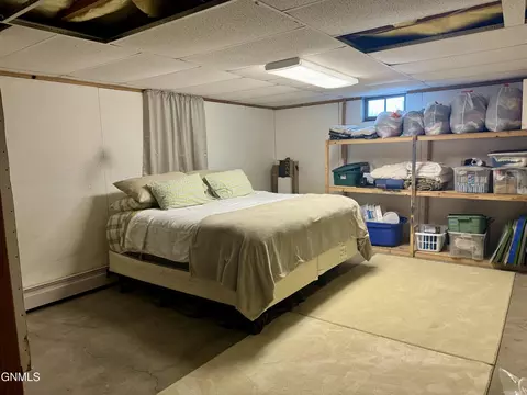 Bedroom - 324 4th St SE, Steele, ND 58482 photo 3 of 3