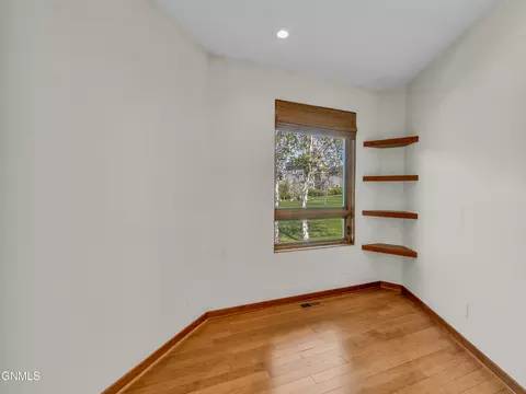 Bedroom - 1414 Eagle Crest Loop, Bismarck, ND 58503 photo 4 of 11