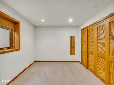 Bedroom - 1414 Eagle Crest Loop, Bismarck, ND 58503 photo 9 of 11