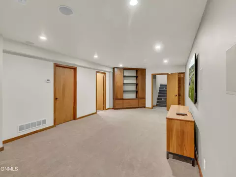 Living - 1414 Eagle Crest Loop, Bismarck, ND 58503 photo 12 of 12