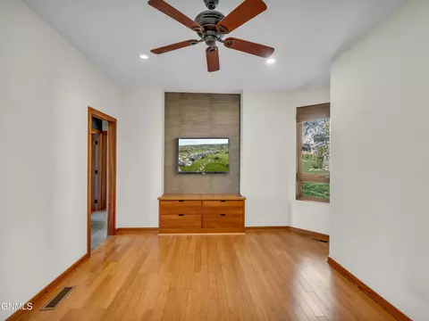 Bedroom - 1414 Eagle Crest Loop, Bismarck, ND 58503 photo 3 of 11
