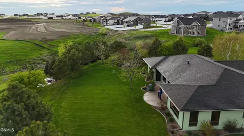 View/Area - 1414 Eagle Crest Loop, Bismarck, ND 58503 photo 3 of 6
