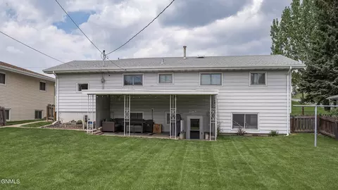 2533 D Ave, Bismarck, ND 58501 photo 3