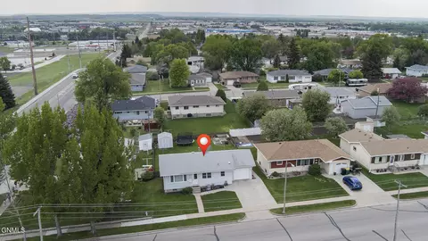 2533 D Ave, Bismarck, ND 58501 photo 36