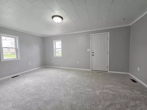 413 Front St SE, Beulah, ND 58523 photo 6