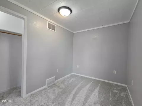 413 Front St SE, Beulah, ND 58523 photo 11