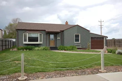 122 9th Ave Nw Ave NW, Sidney, MT 59270