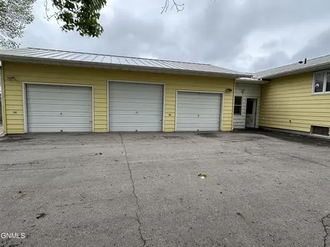 Other - 719 8th St E, Williston, ND 58801 photo 22 of 23