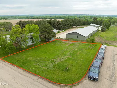 1616 14th Ave SE, Mandan, ND 58554