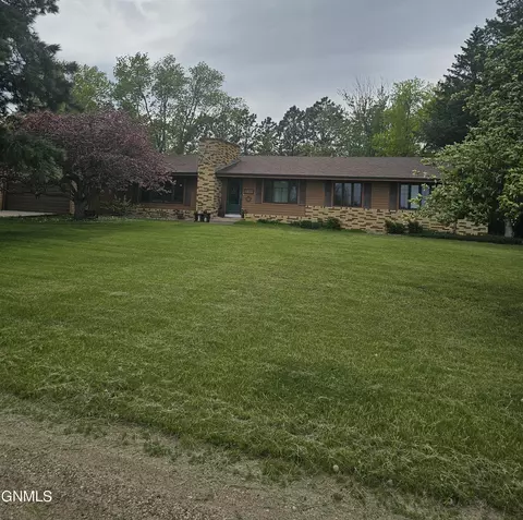 3185 Hwy 281, Jamestown, ND 58401