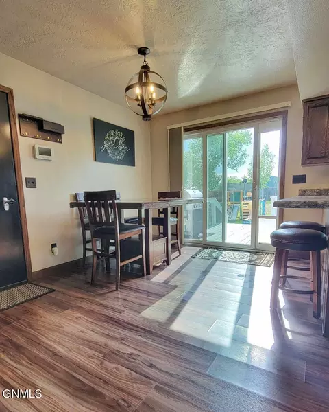 Dining - 5609 Carolville Loop, Williston, ND 58801 photo 1 of 1
