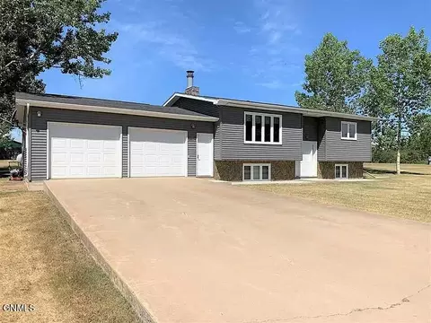 Exterior - 5609 Carolville Loop, Williston, ND 58801 photo 2 of 6