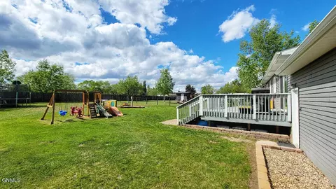 Exterior - 5609 Carolville Loop, Williston, ND 58801 photo 4 of 6