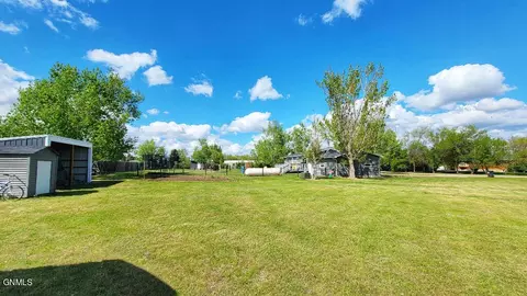 Exterior - 5609 Carolville Loop, Williston, ND 58801 photo 6 of 6