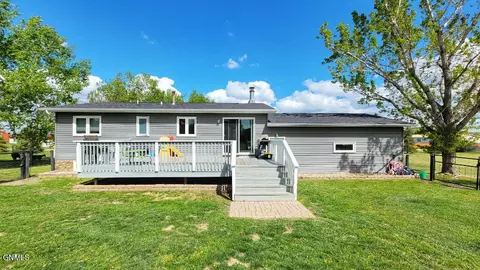Exterior - 5609 Carolville Loop, Williston, ND 58801 photo 3 of 6