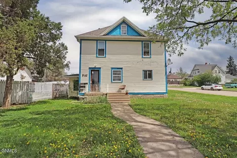 Other - 802 Main St, Williston, ND 58801 photo 2 of 7