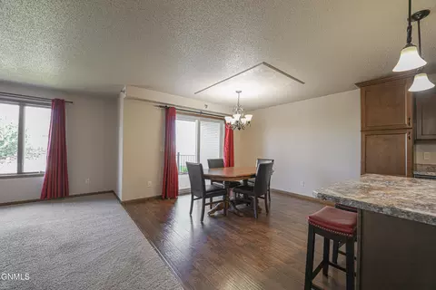 804 E Lasalle Dr UNIT B, Bismarck, ND 58503 photo 7