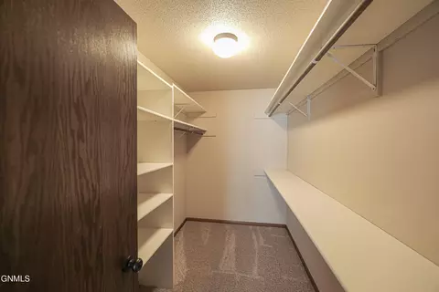 804 E Lasalle Dr UNIT B, Bismarck, ND 58503 photo 20